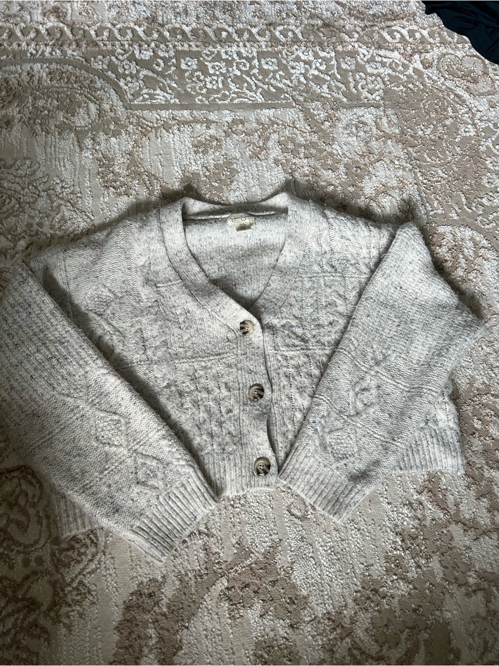 Jessica Simpson Heather Light Gray Cropped Cable Knit Cardigan